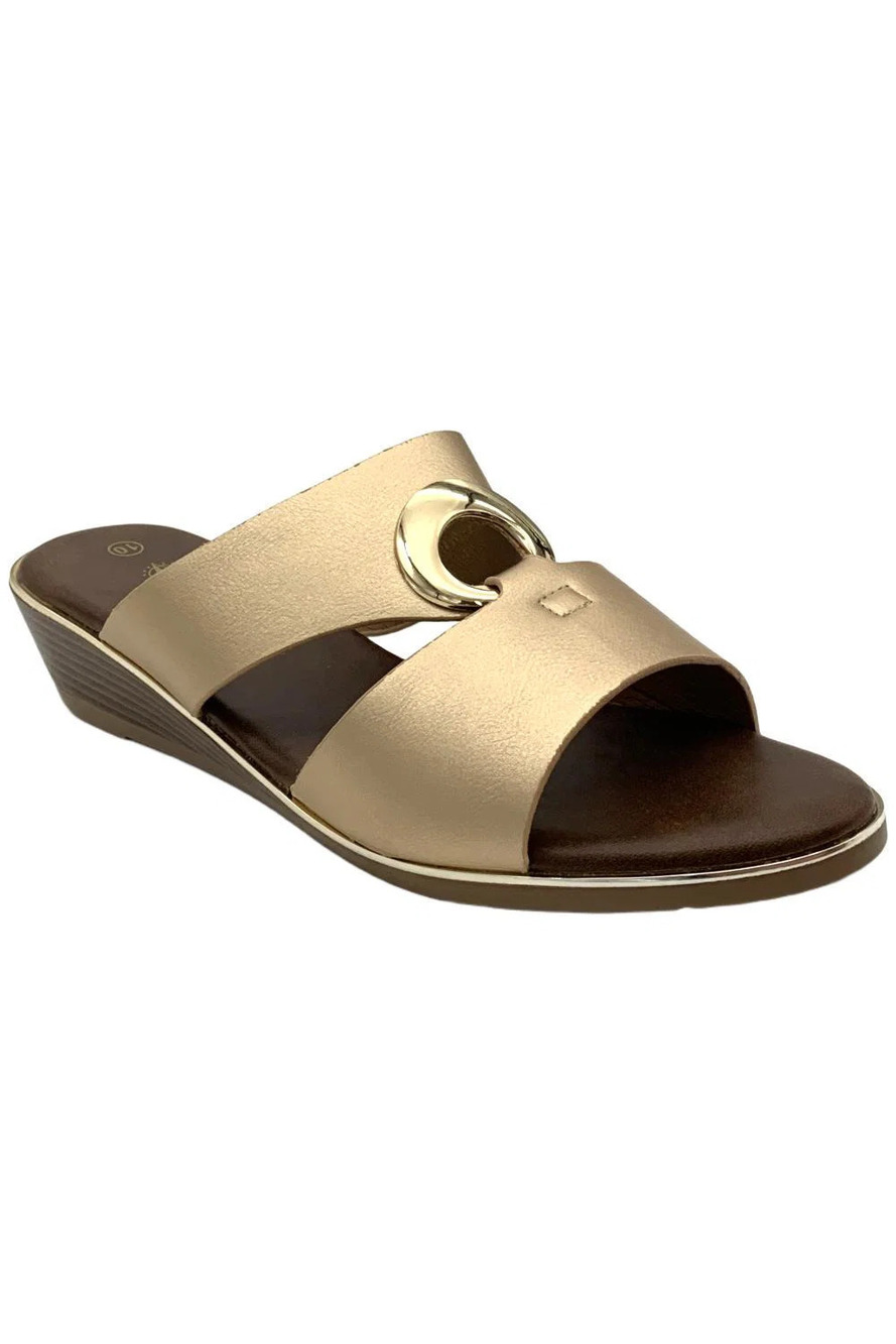 Wanderlust Women's Valentina Slip-On Wedge Sandal Champagne - Wide